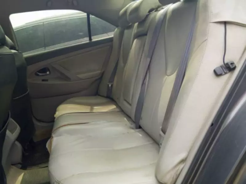 Toyota Camry   - 2009