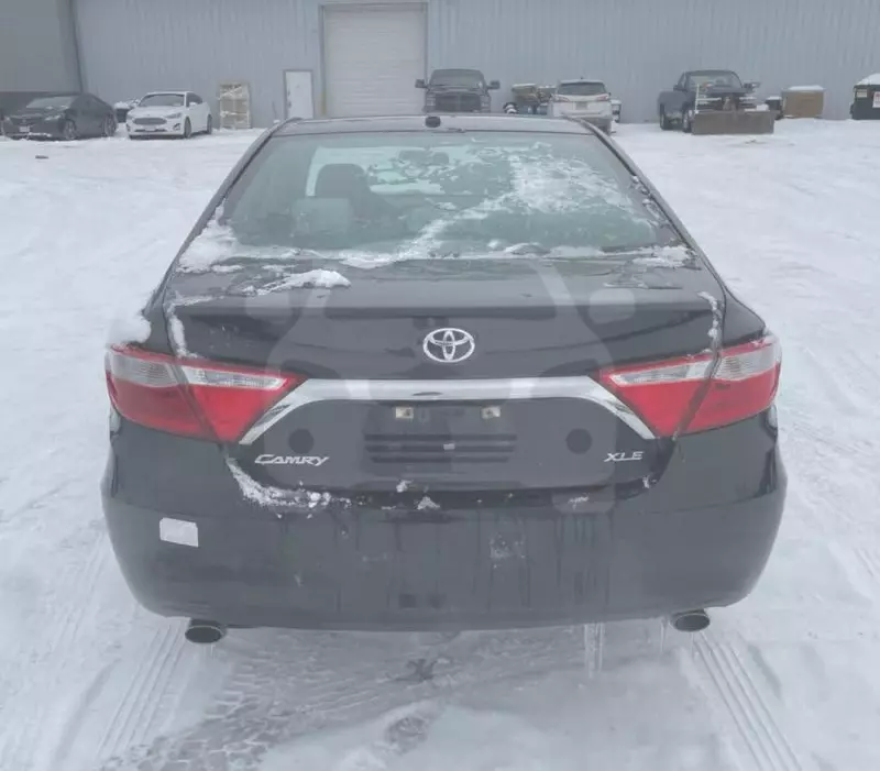 Toyota Camry - 2015