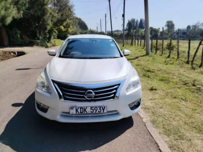 Nissan Teana   - 2015