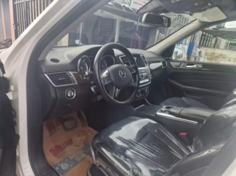 Mercedes-Benz ML 350   - 2015