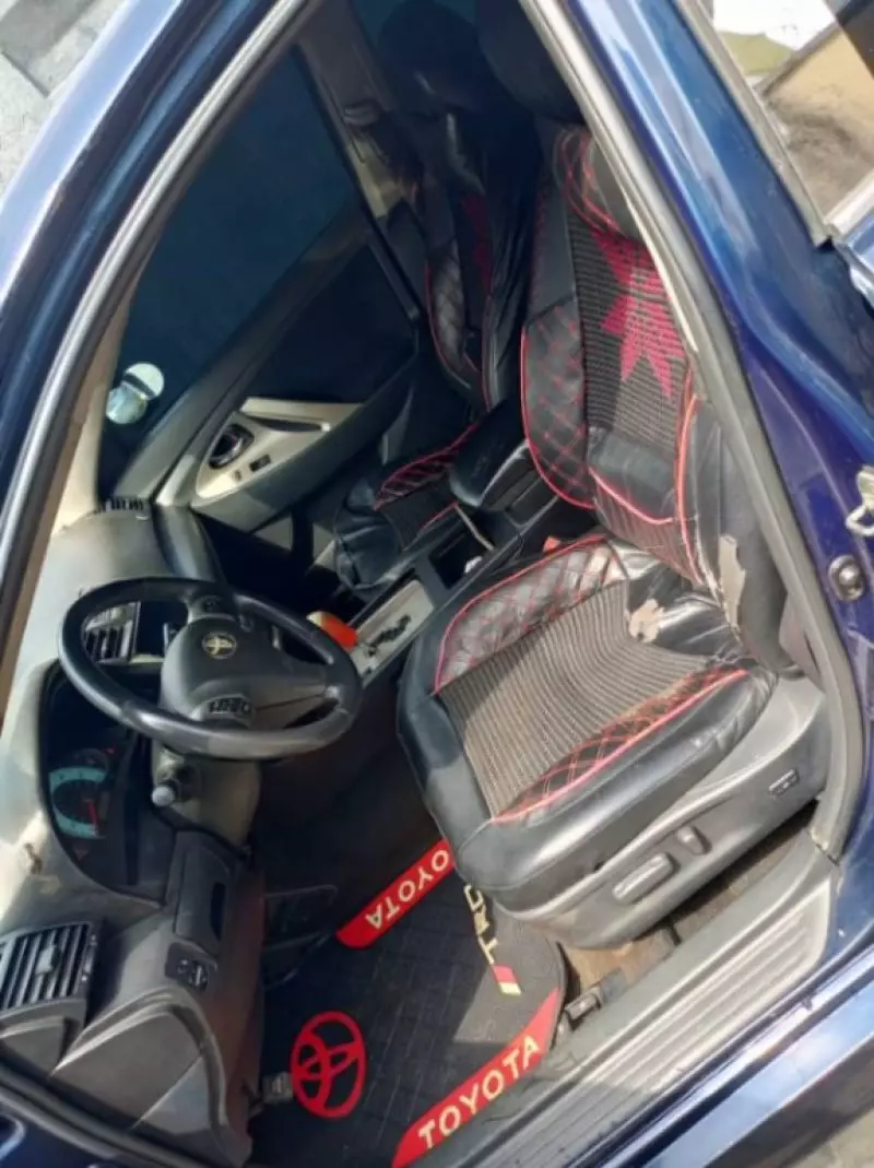 Toyota Camry   - 2008