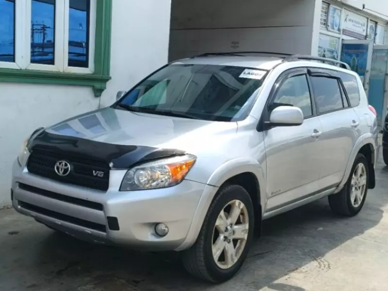 Toyota RAV4   - 2006