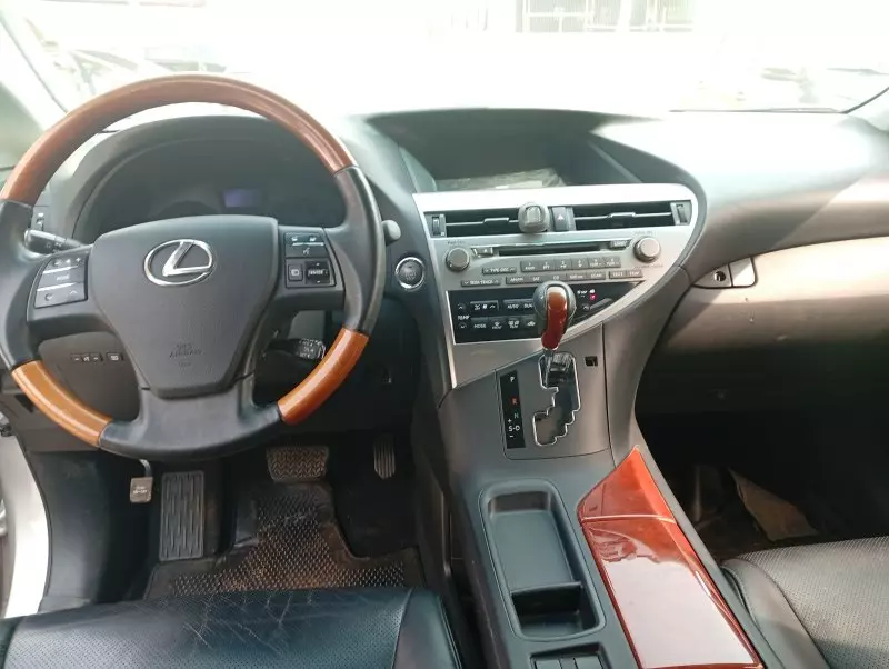 Lexus RX 350   - 2010