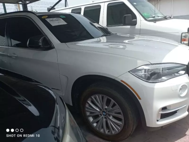 BMW X5   - 2015