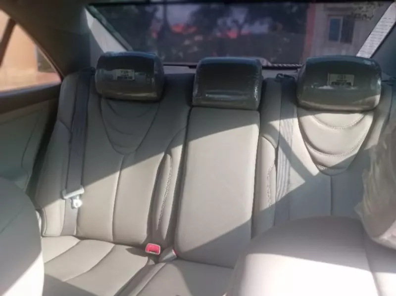 Toyota Camry   - 2009