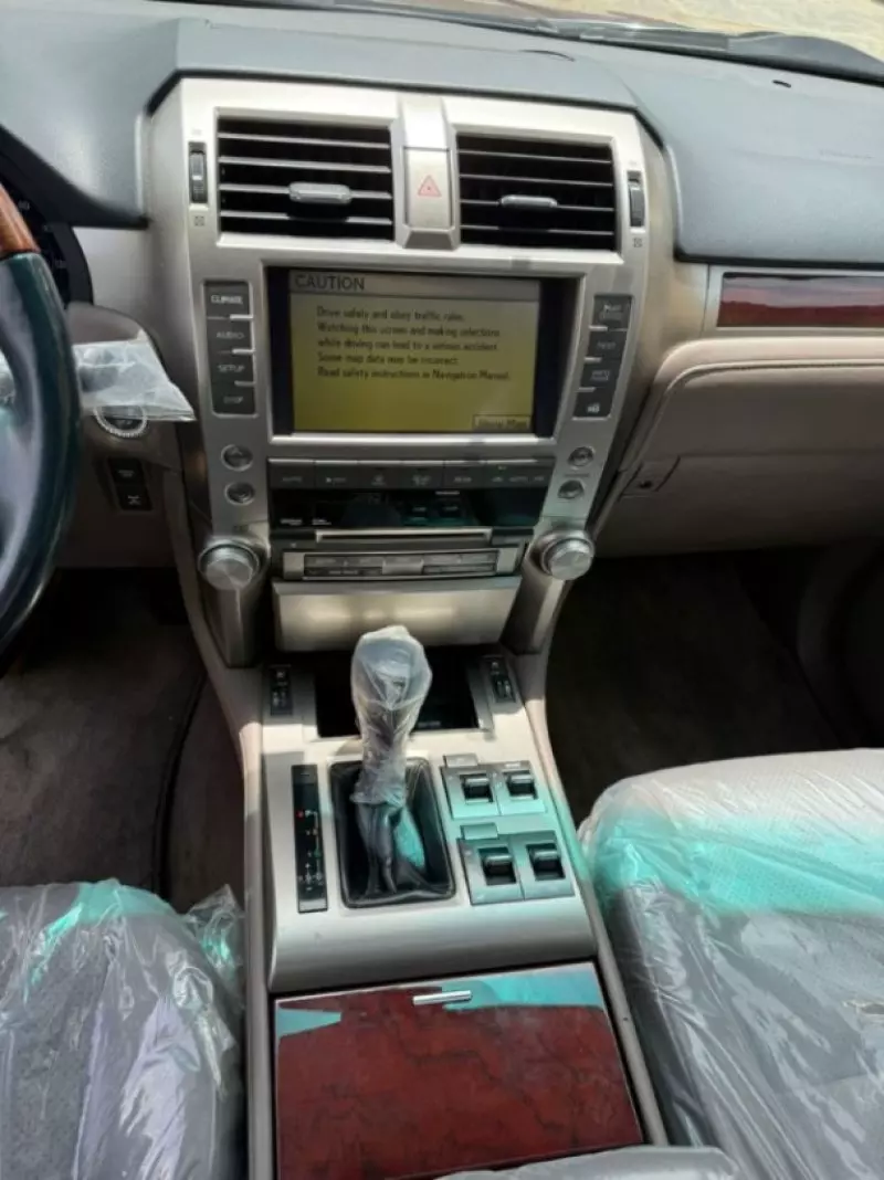 Lexus GX 460   - 2010