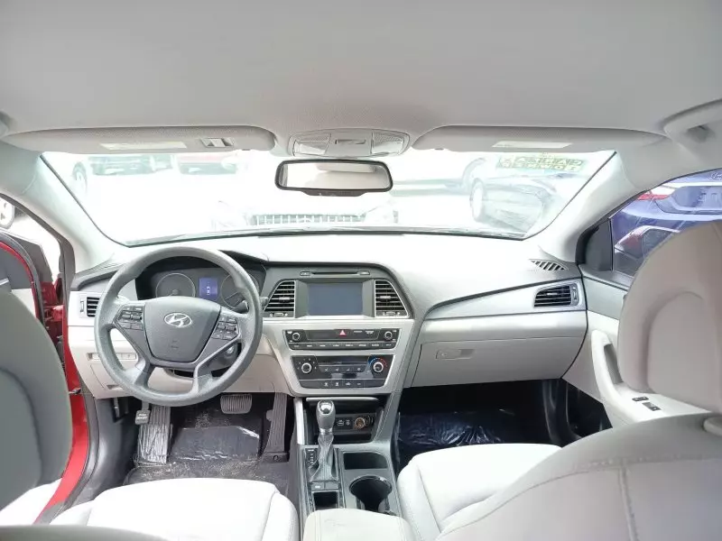 Hyundai Sonata   - 2016
