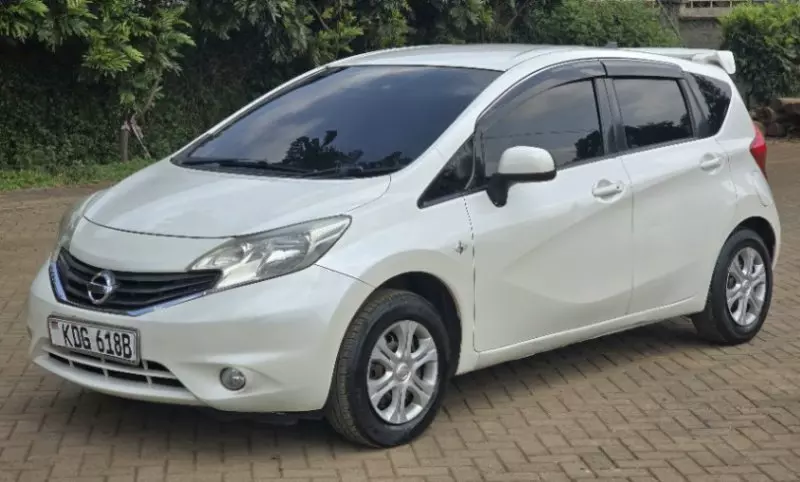 Nissan Note   - 2015