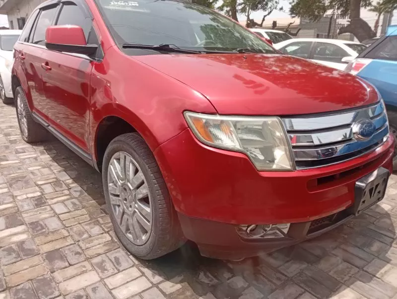 Ford Edge   - 2010