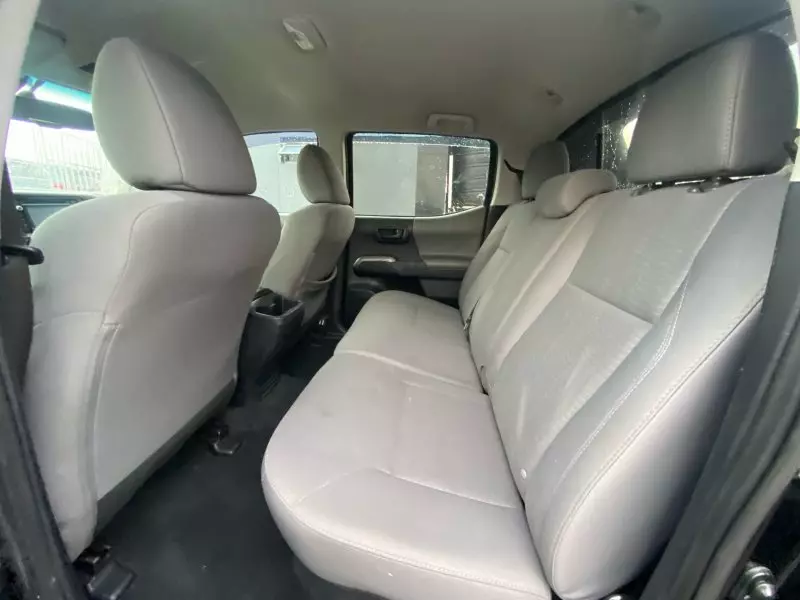 Toyota Tacoma   - 2017