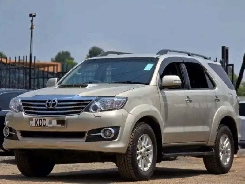 Toyota Fortuner   - 2014