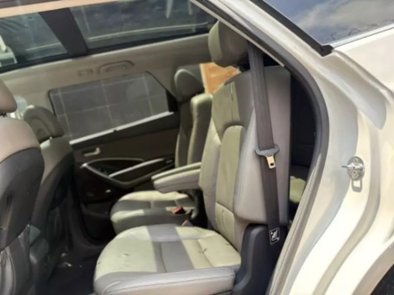 Hyundai Santa FE   - 2016