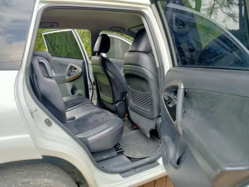 Toyota Vanguard    - 2014