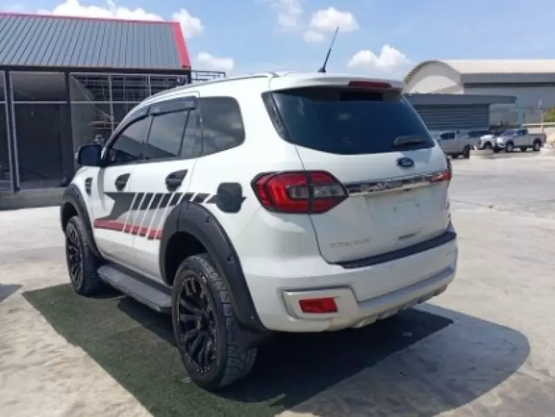 Ford Everest   - 2016