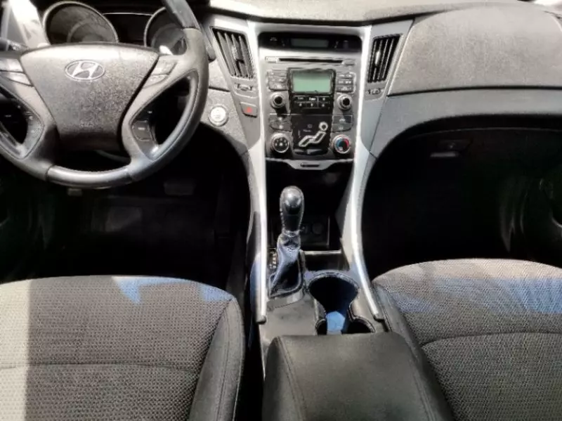 Hyundai SONATA 2,0L BVA GL   - 2012
