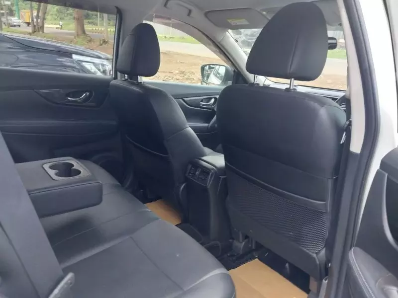 Nissan X-Trail   - 2017