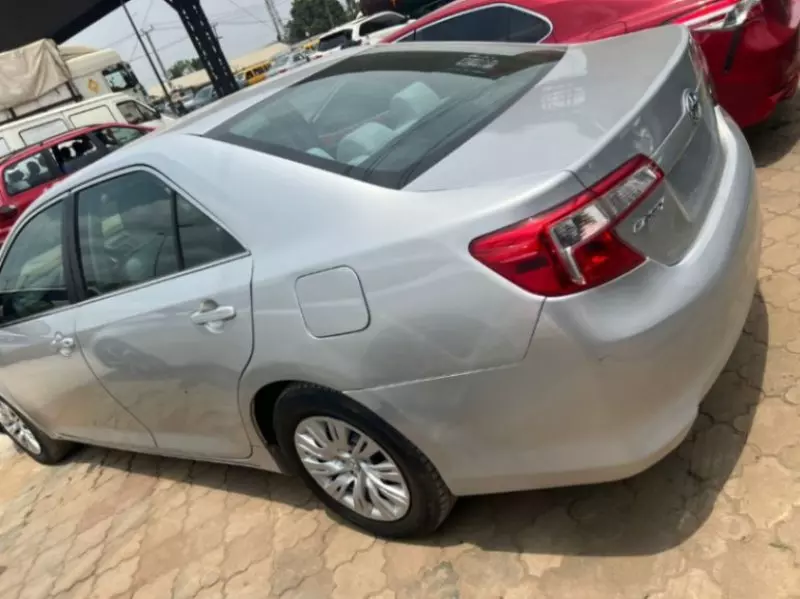 Toyota Camry   - 2013