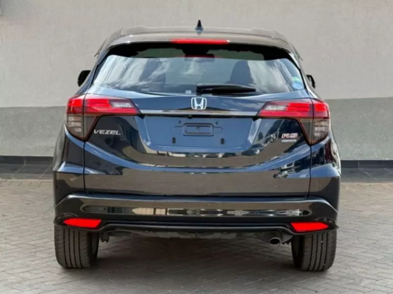 Honda Vezel    - 2018