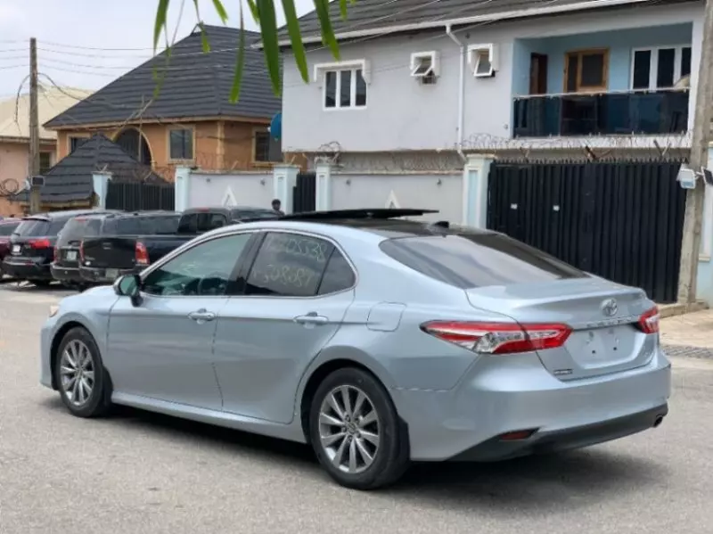 Toyota Camry   - 2017