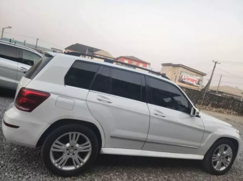 Mercedes-Benz GLK 350   - 2015