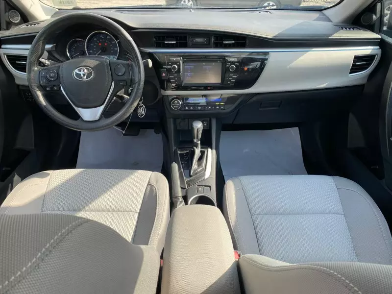 Toyota Corolla   - 2016