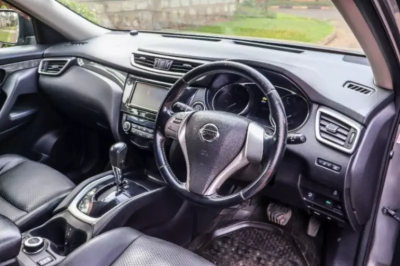 Nissan X-Trail   - 2014