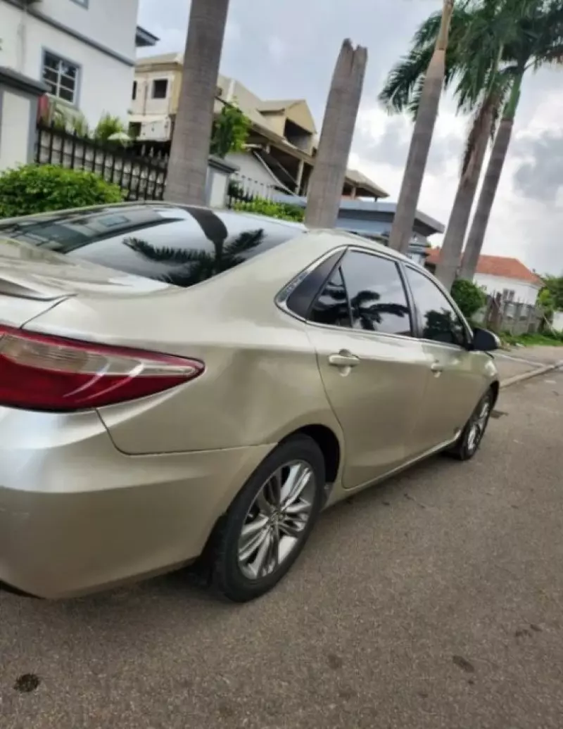 Toyota Camry   - 2007