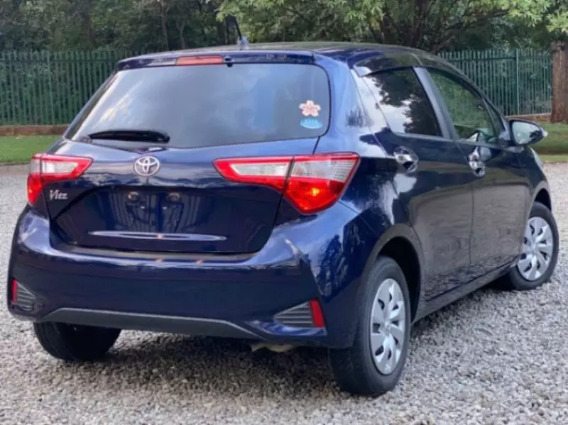 Toyota Vitz   - 2018