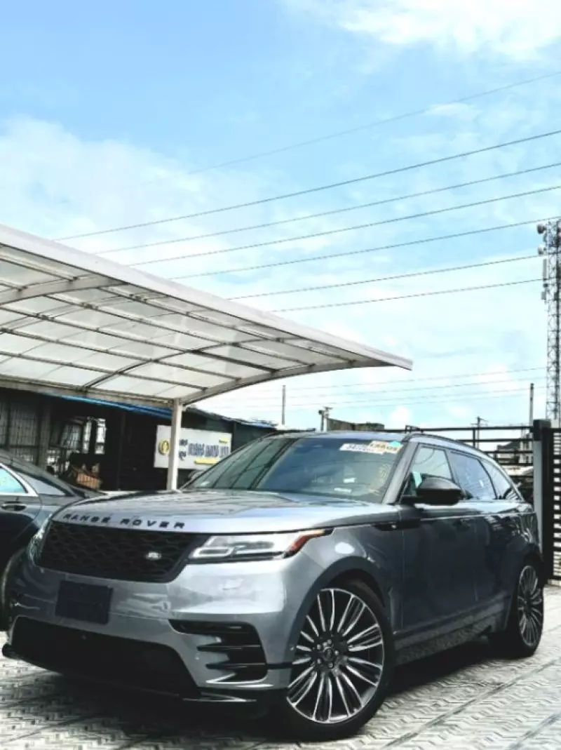 Land Rover Range Rover Velar   - 2022
