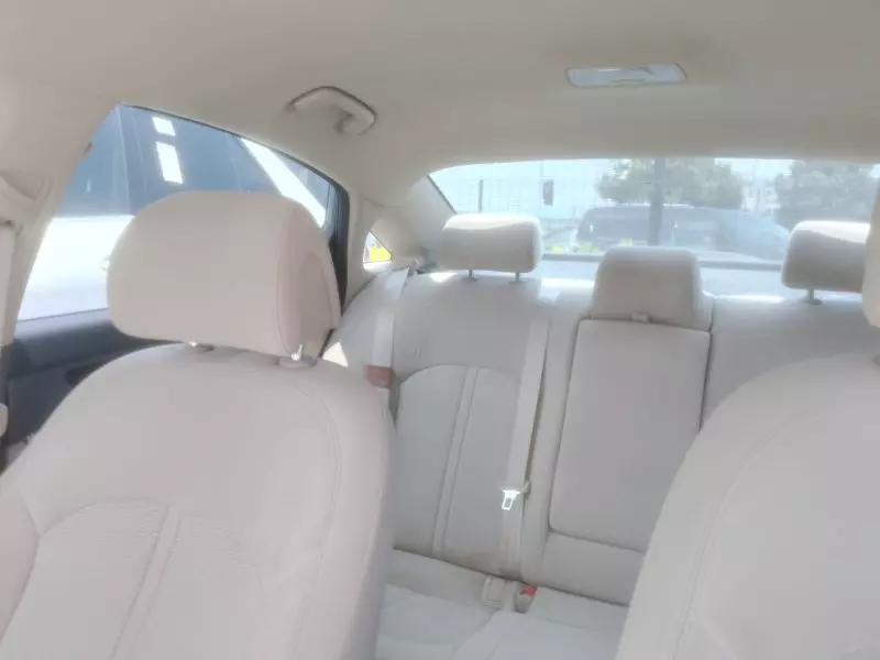 Hyundai Sonata   - 2015