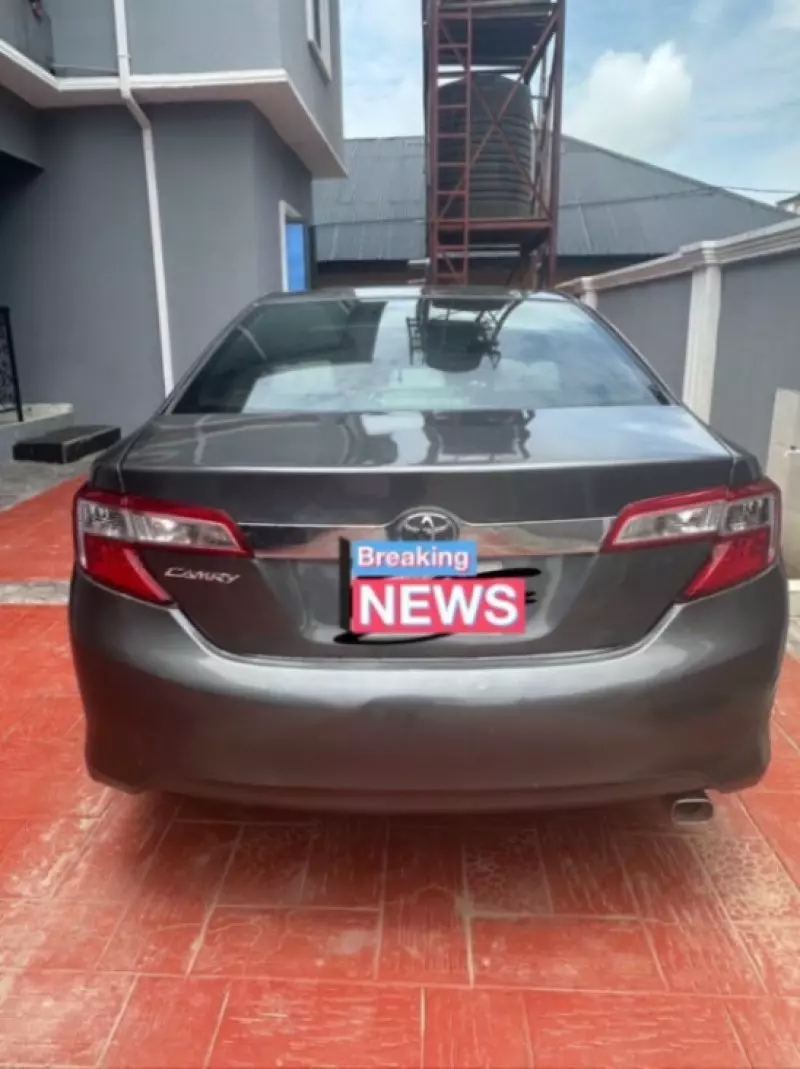 Toyota Camry   - 2014