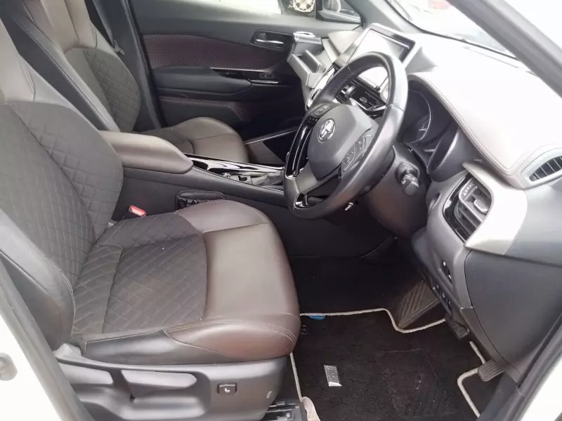 Toyota C-HR   - 2018