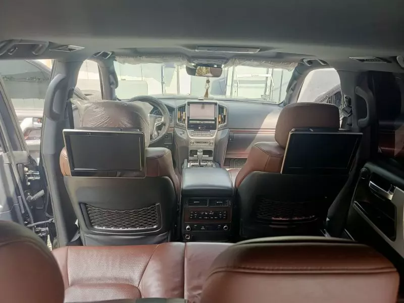 Toyota  Land Cruiser VXR V8   - 2016