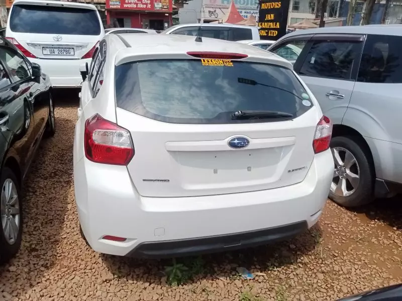 Subaru Impreza   - 2014