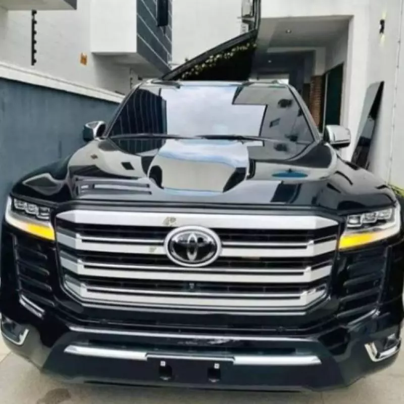 Toyota Land Cruiser   - 2022