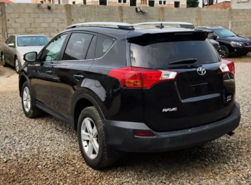 Toyota RAV 4   - 2014