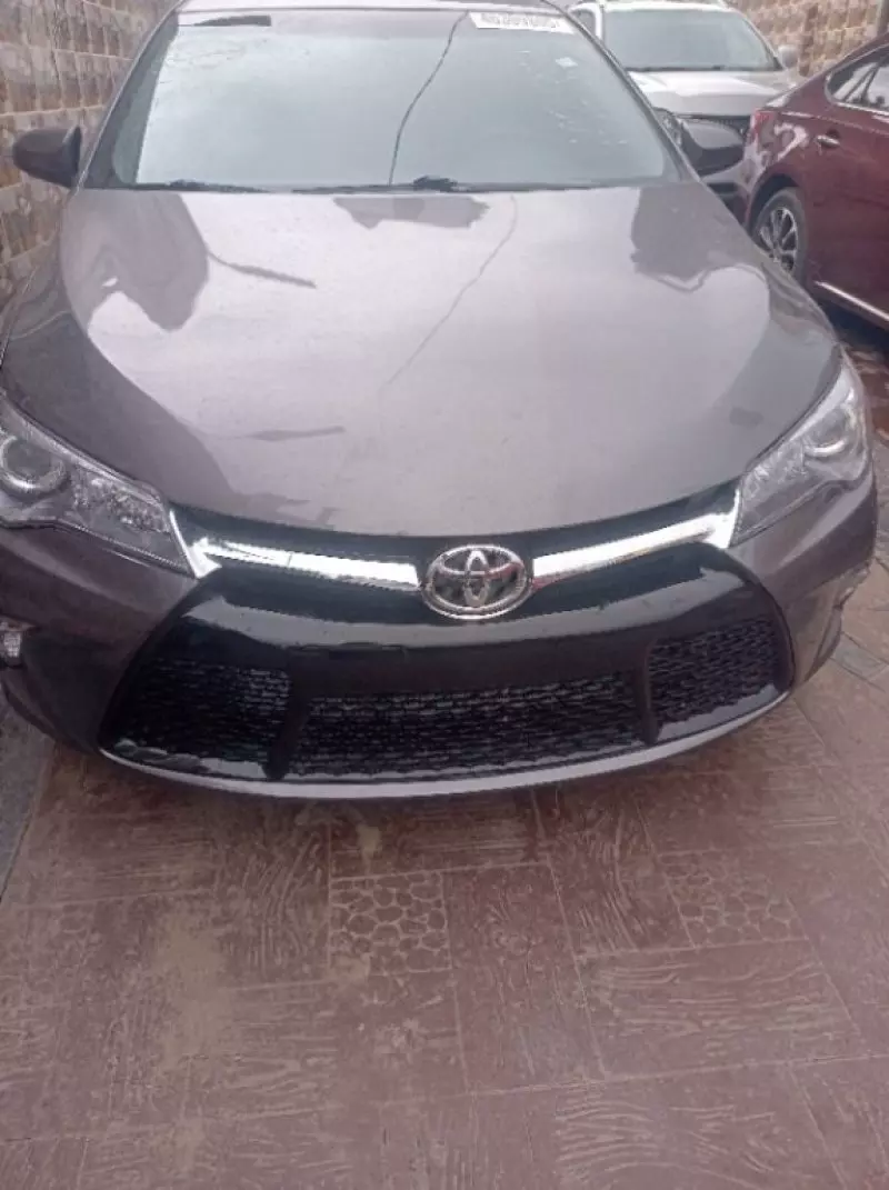 Toyota Camry   - 2015