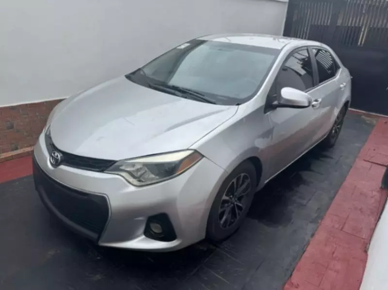 Toyota Corolla   - 2013