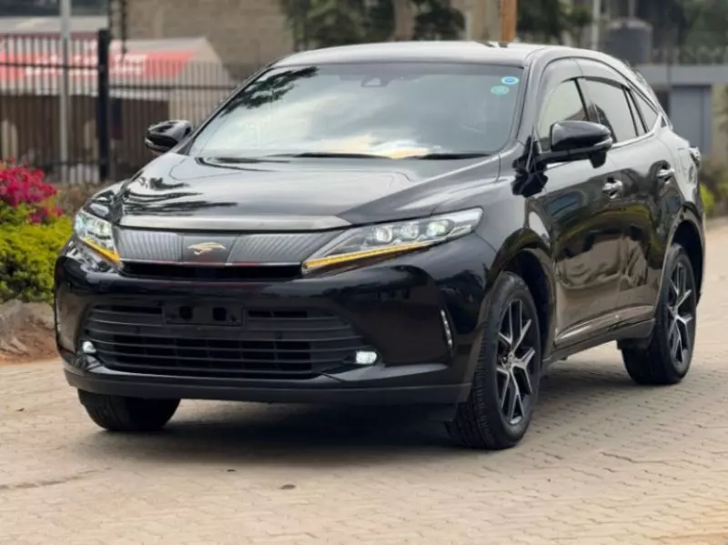Toyota Harrier   - 2019