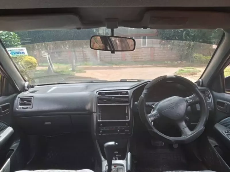 Toyota Caldina   - 1999