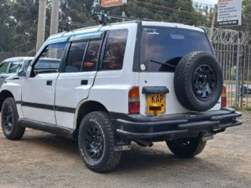 SUZUKI Escudo    - 1993