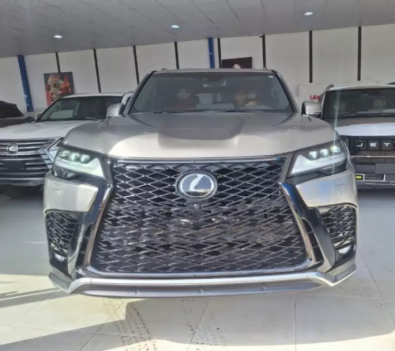 Lexus LX 600   - 2023