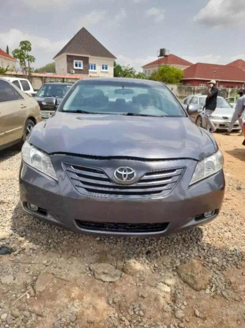 Toyota Camry   - 2007