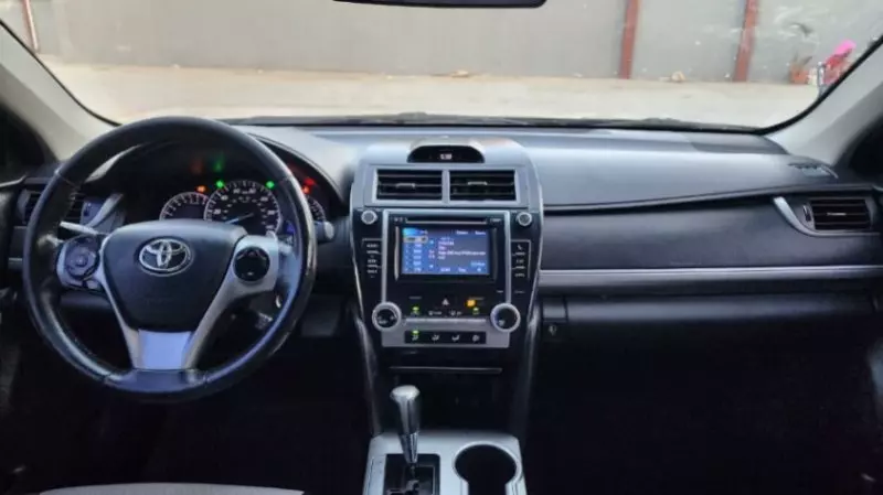 Toyota Camry   - 2014
