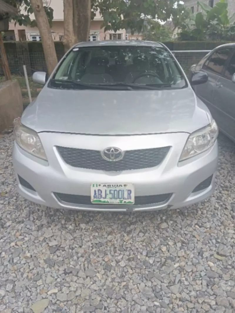 Toyota Corolla   - 2013
