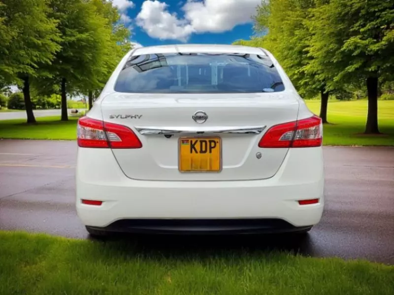 Nissan Bluebird   - 2016