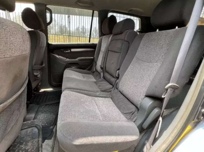 Toyota Landcruiser Prado   - 2004