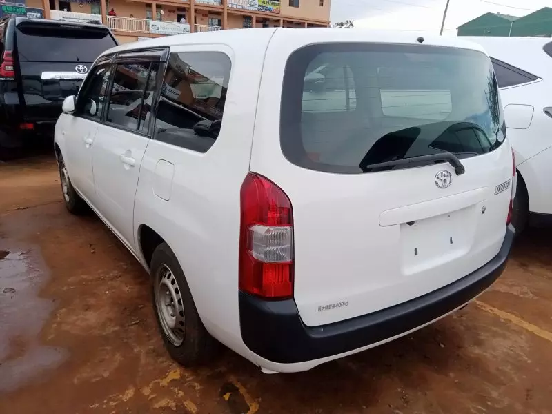 Toyota Probox    - 2015