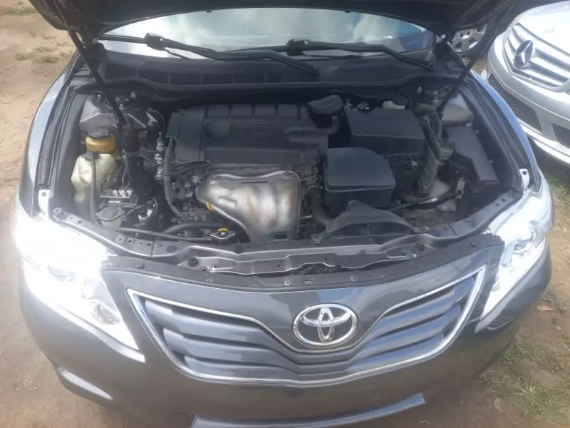 Toyota Camry   -
