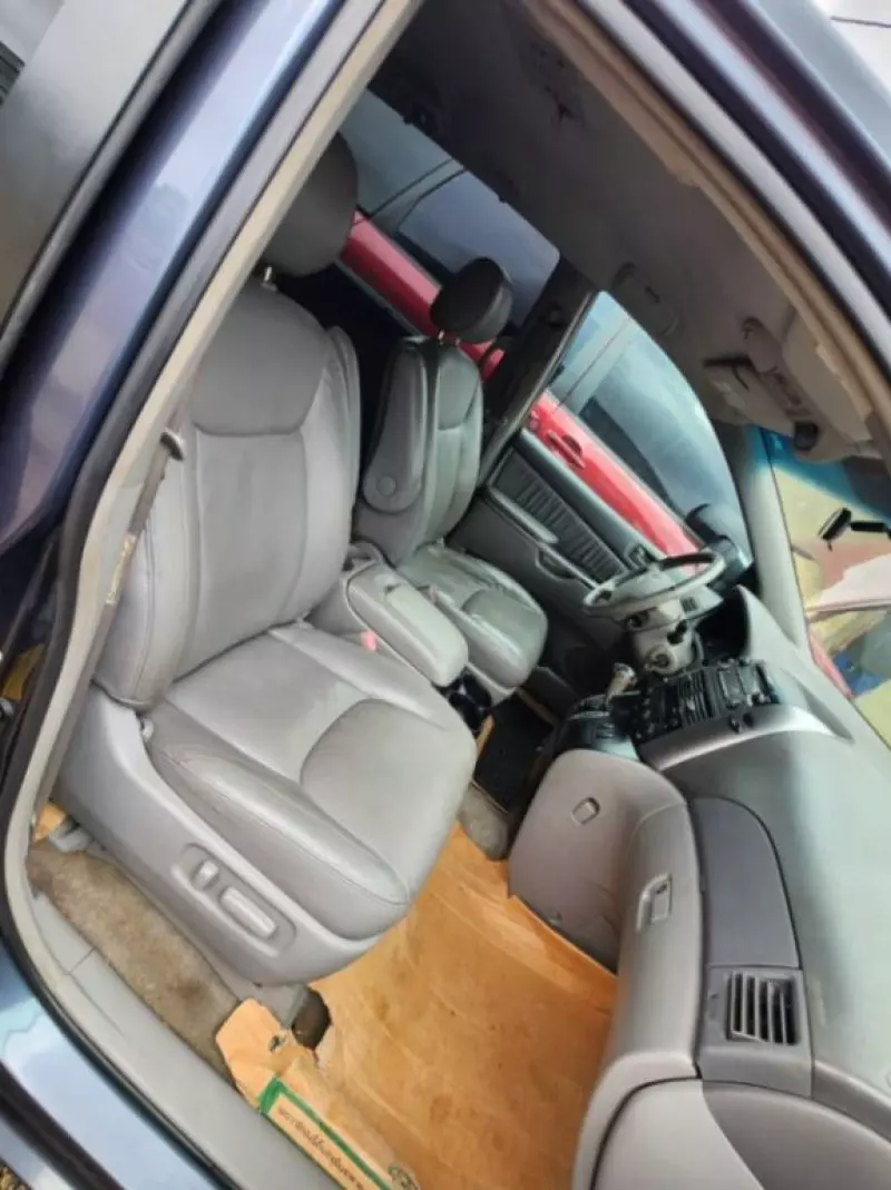 Toyota Sienna   - 2008